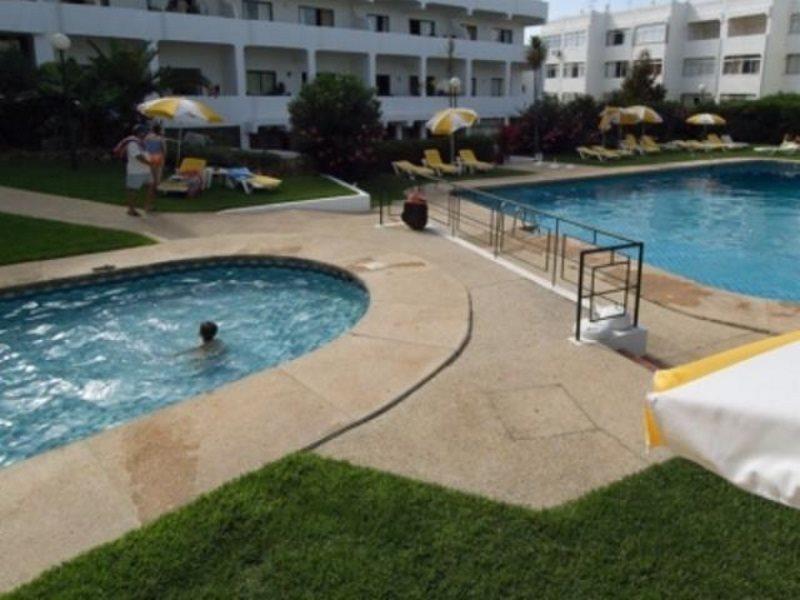 Apartamentos Alvaflor Quarteira Exterior photo